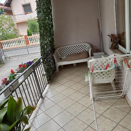 Auberge de jeunesse Traveler'S Rest - Near Podgorica Airport à Mitrovici  Extérieur photo